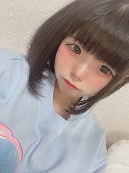 椎名すずは